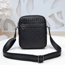 Mens Bottega Veneta Satchel Bags